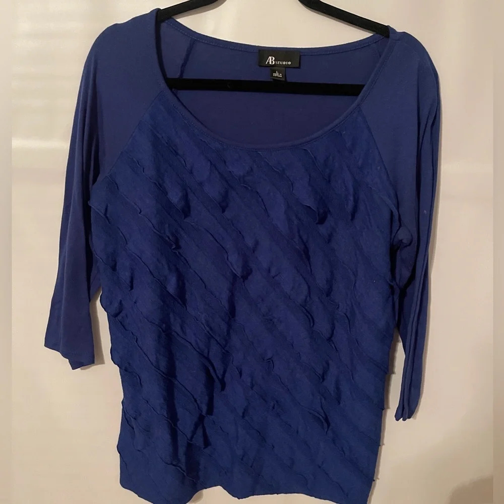Women’s Blue Top